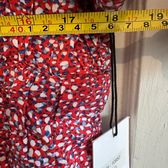 Tops - Picture 13 of 15